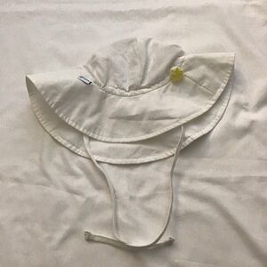 (Like New) iPlay White Sun Hat